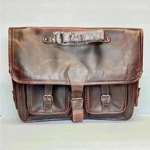 Cuero Vintage Handmade Large Leather Messenger Bag For Laptop - Picture 14 of 16